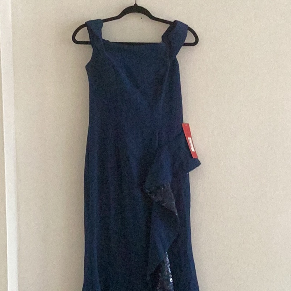 Carmen Marc Valvo women’s dress